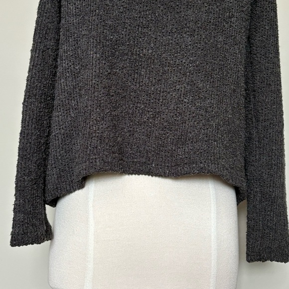 Code x Mode Charcoal gray V-Neck Boucle Knit Cardigan Sweater, size XS - Picture 9 of 16
